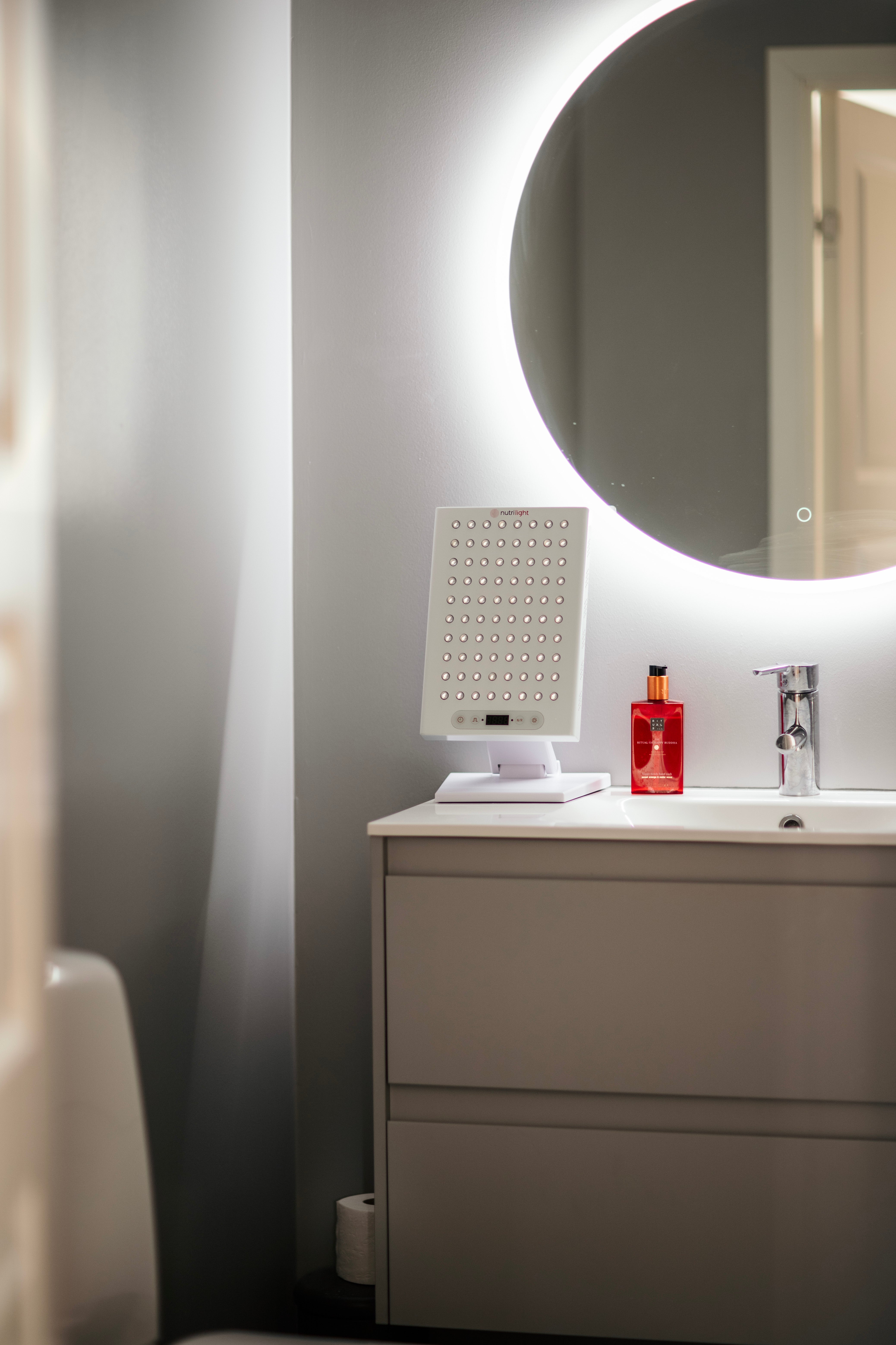 The Fox Red Light Lamp 400 Watt